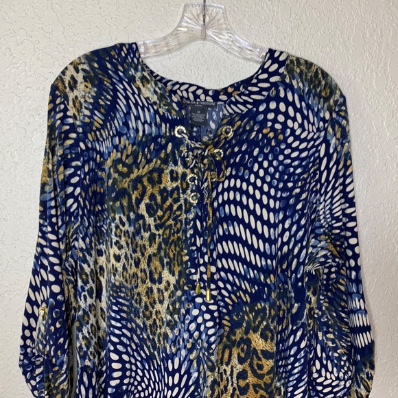 Chelsea & Theodore Blue Cream Modern Animal Print Top Women's Plus Size … - Picture 3 of 11